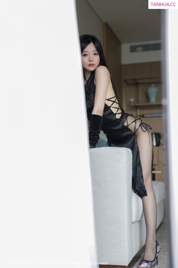 佘贝拉  [XiuRen]高清写真图 2021.10.27 No.4125 佘贝拉bella第31张图片